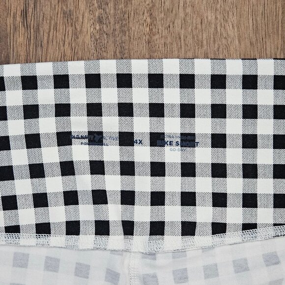 Old Navy Bike Shorts Womens 4x Black White Plaid Extra High-Rise Go Dry NWOT - Picture 3 of 5